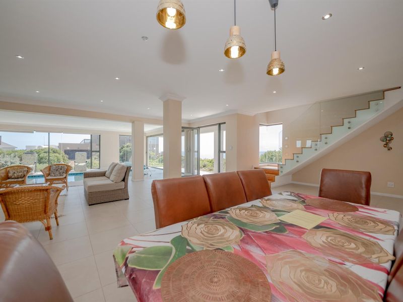 House For Sale in Pringle Bay - Photo 10