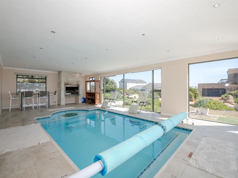 House For Sale in Pringle Bay - Photo 9
