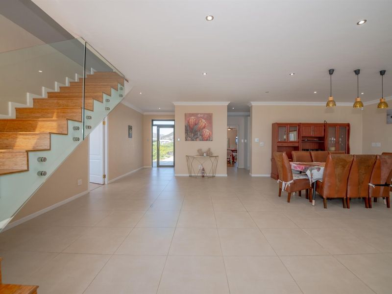 House For Sale in Pringle Bay - Photo 5