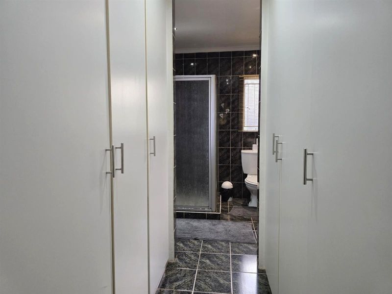 Glen Marais 3 Bed with Study - Photo 8