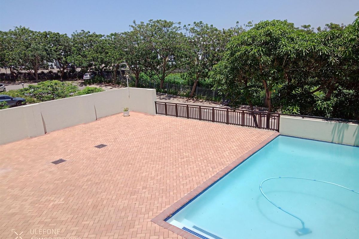 Apartment For Sale in Umhlanga Ridge, Umhlanga, KwaZulu Natal - Photo 2