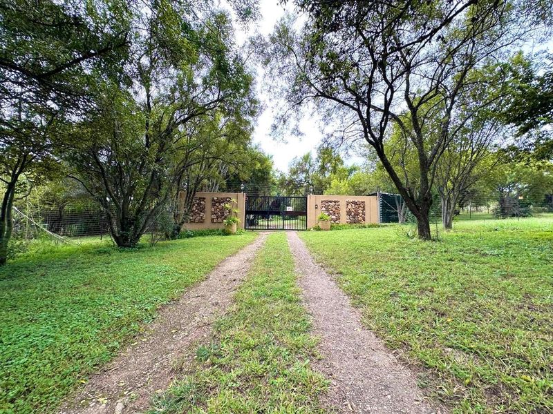 Farm For Sale in Lanseria, Randburg - Photo 3