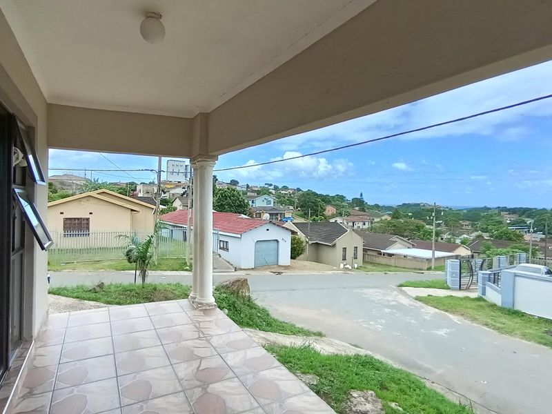 Modern 3-bedroom house for sale - Photo 9