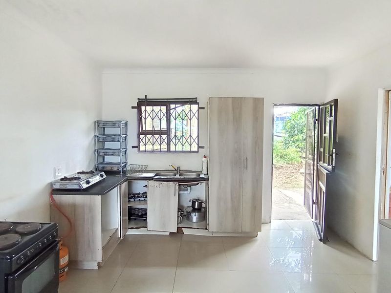 Modern 3-bedroom house for sale - Photo 4