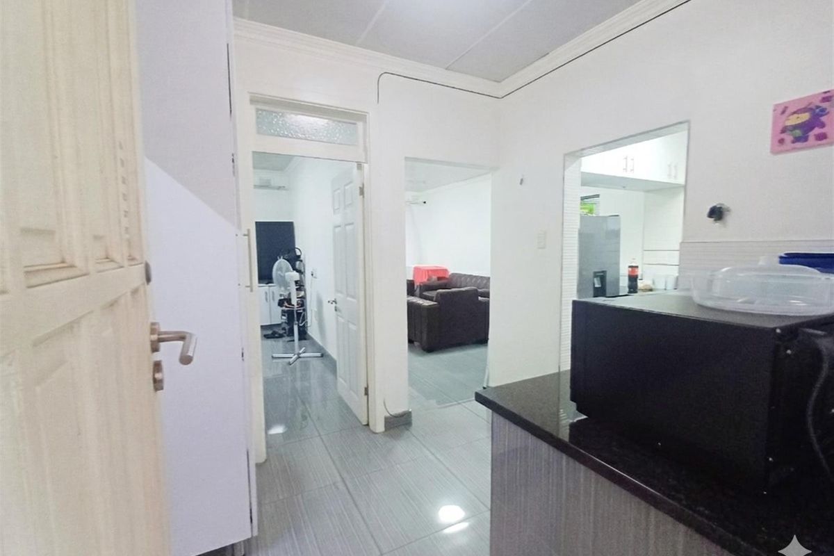 Modern 1.5 Bedroom Musgrave Apartment with Stunning Harbour Views For Rent - Photo 2