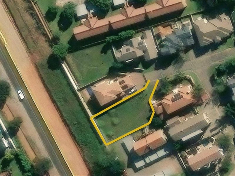 Prime Vacant Stand for Sale in Waterkloof View - Photo 4