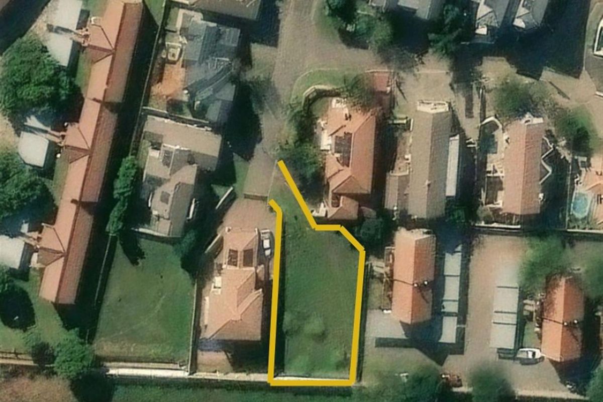 Prime Vacant Stand for Sale in Waterkloof View - Photo 2