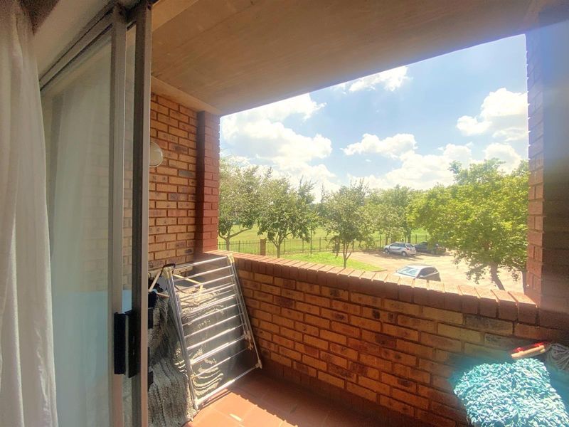 Cozy First Floor Apartment in Security Complex - Photo 6