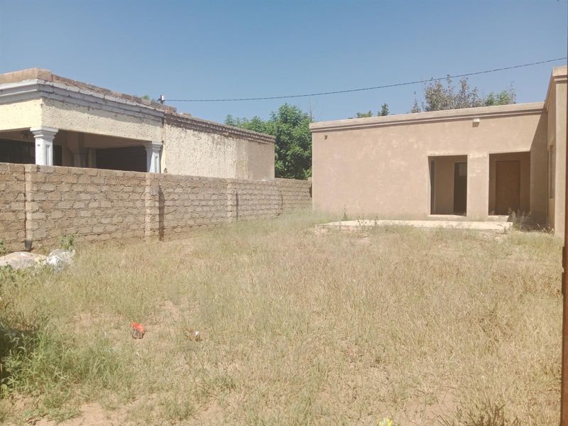 Prime Stand for Sale in Mabopane Slovo, Excellent Investment Opportunity - Photo 3
