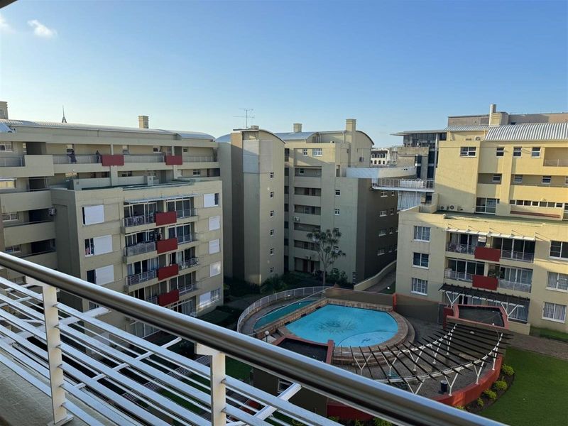 SPACIOUS FULLY FURNISHED 3  BED APARTMENT AT PRIME UMHLANGA ADDRESS - Photo 8