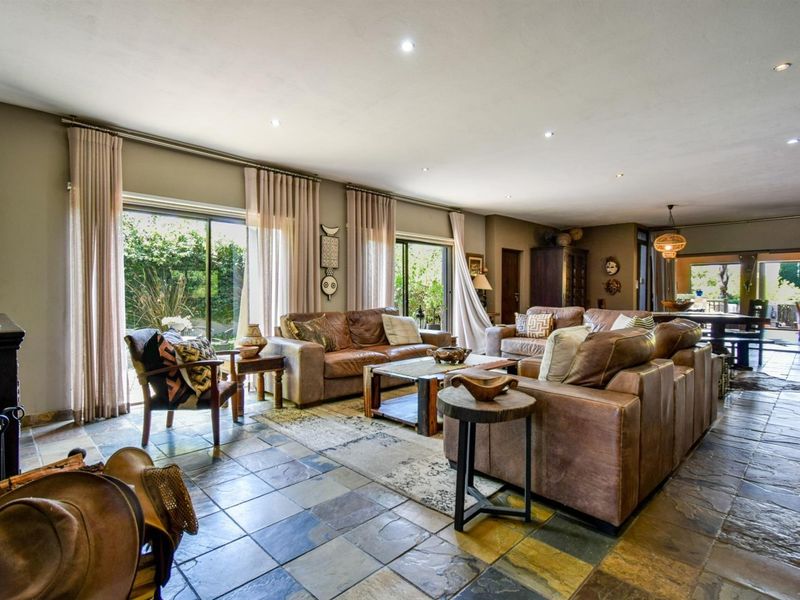 An Exquisite Country Estate of Unmatched Grandeur - A Jewel Just Beyond Pretoria East - Photo 3