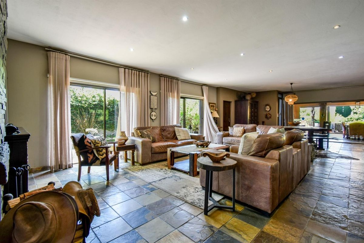 An Exquisite Country Estate of Unmatched Grandeur - A Jewel Just Beyond Pretoria East - Photo 3