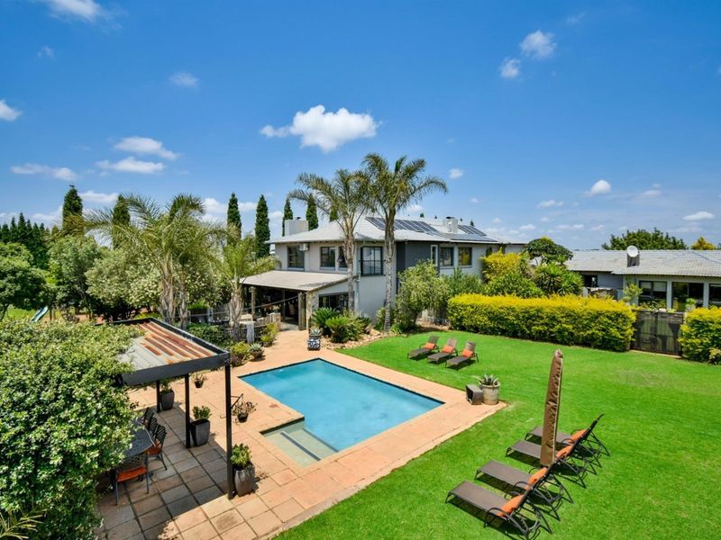 An Exquisite Country Estate of Unmatched Grandeur - A Jewel Just Beyond Pretoria East - Photo 2