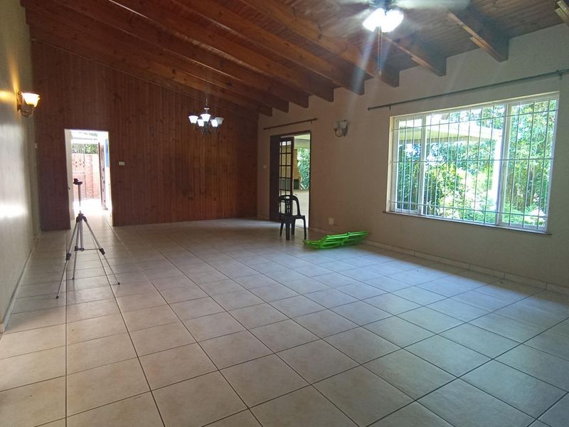 House For Sale in Chiltern Hills, Westville - Photo 8