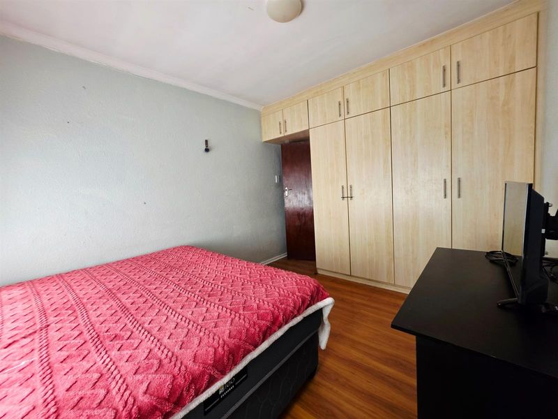 3 Bedroom House to Rent in Goodwood - Photo 4