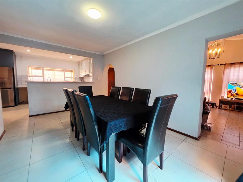 3 Bedroom House to Rent in Goodwood - Photo 10