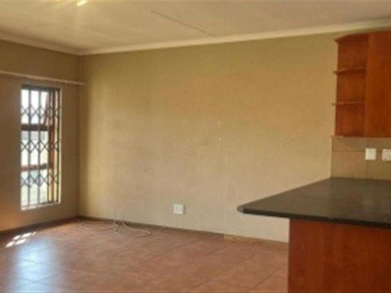 Complex For Sale in Vorna Valley, Midrand - Photo 5