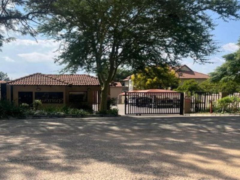 Complex For Sale in Vorna Valley, Midrand - Photo 8