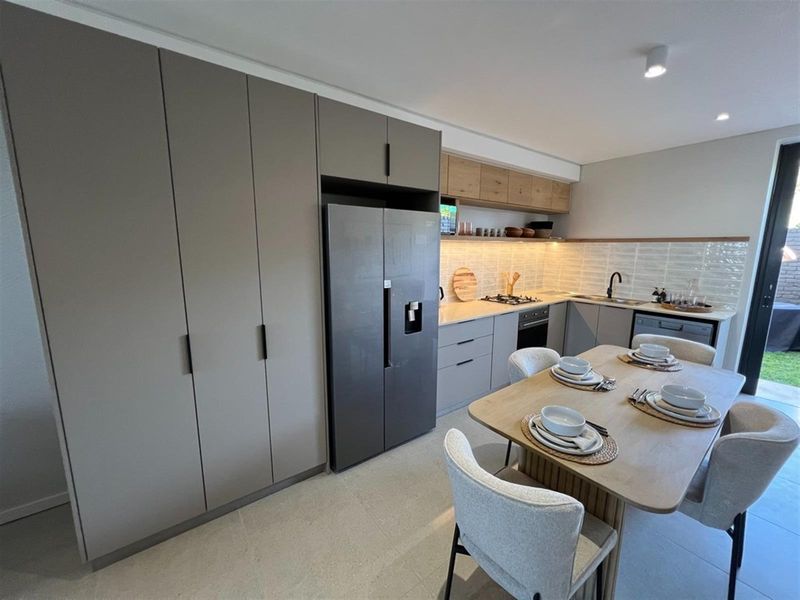 2 Bedroom Apartment / Flat for Sale in Zululami Luxury Coastal Estate - Photo 6