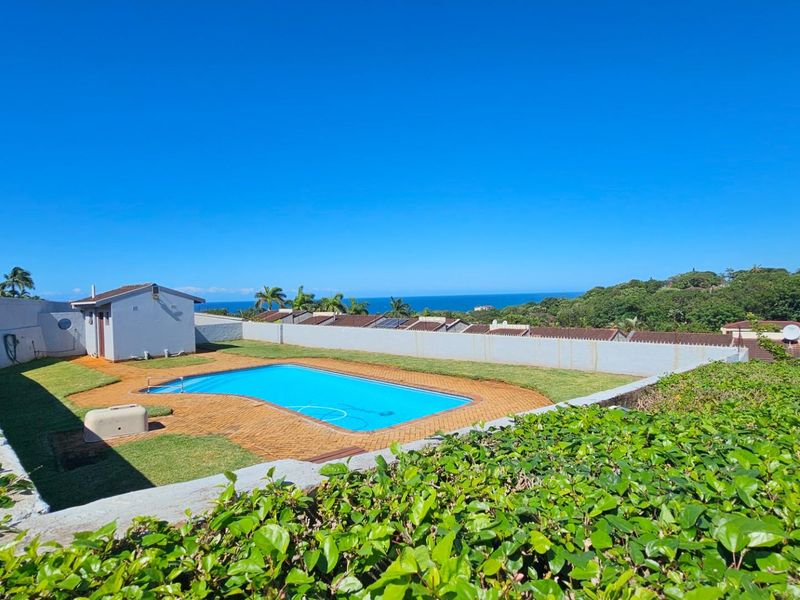 Pet Friendly, Ground Floor, Three Bedroom Townhouse with Sea Views - Photo 2