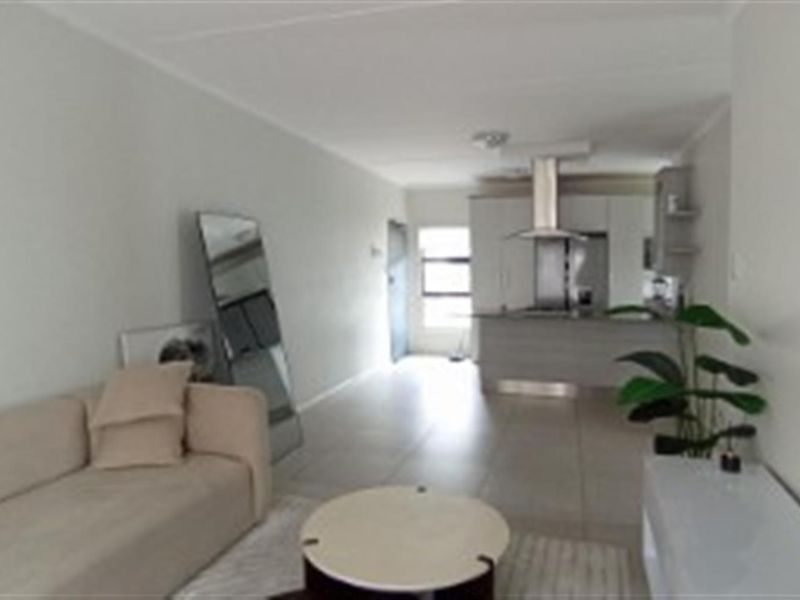 Penthouse double storey 3 bedroom Apartment For Sale in Carlswarld, Midrand - Photo 3