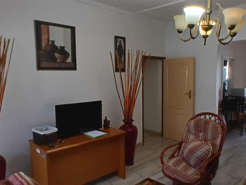 Well-Established Guest House- Fully Functional, Income Generating For Sale  Empangeni KwaZulu Natal - Photo 6