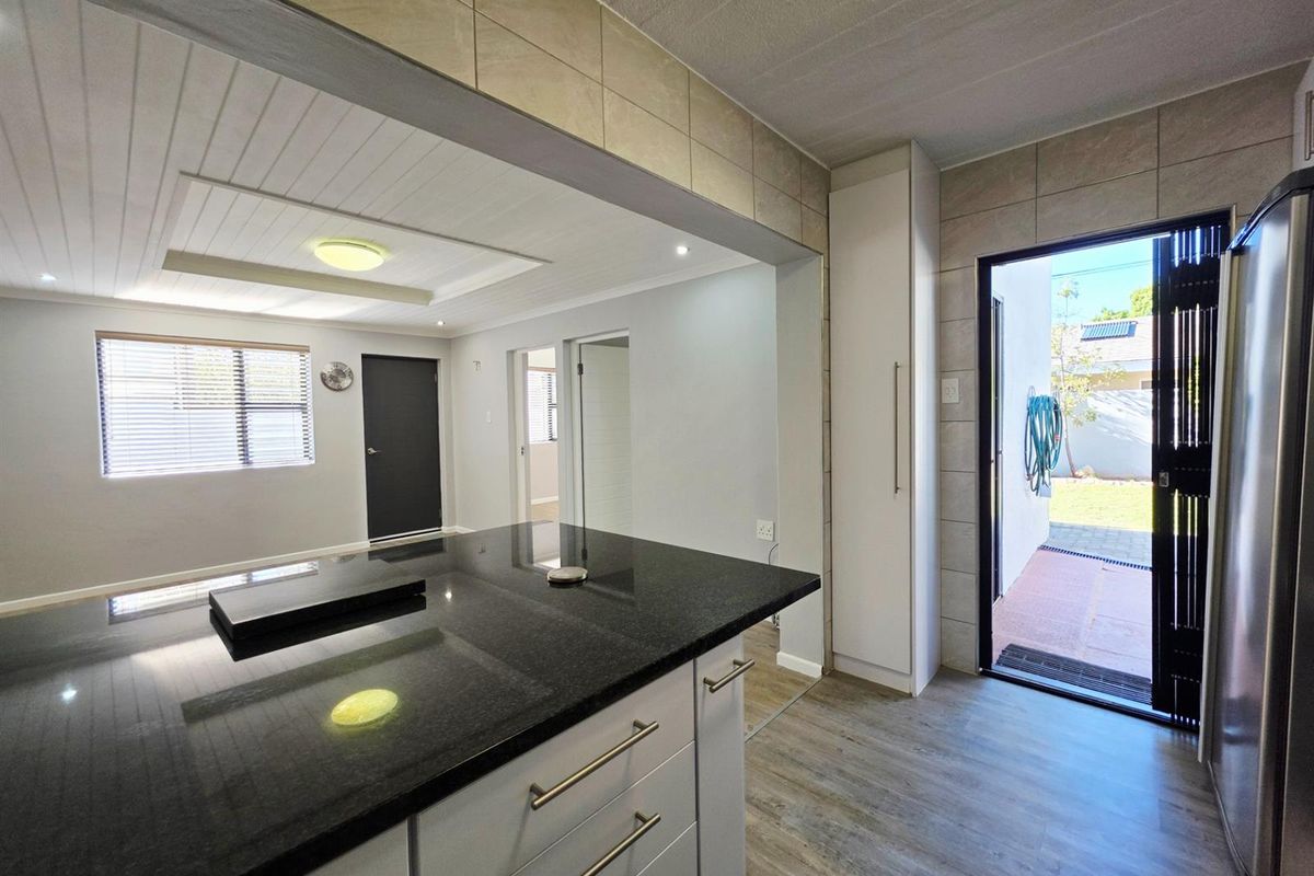 Grannyflat To Rent in Blomtuin Bellville - Photo 5