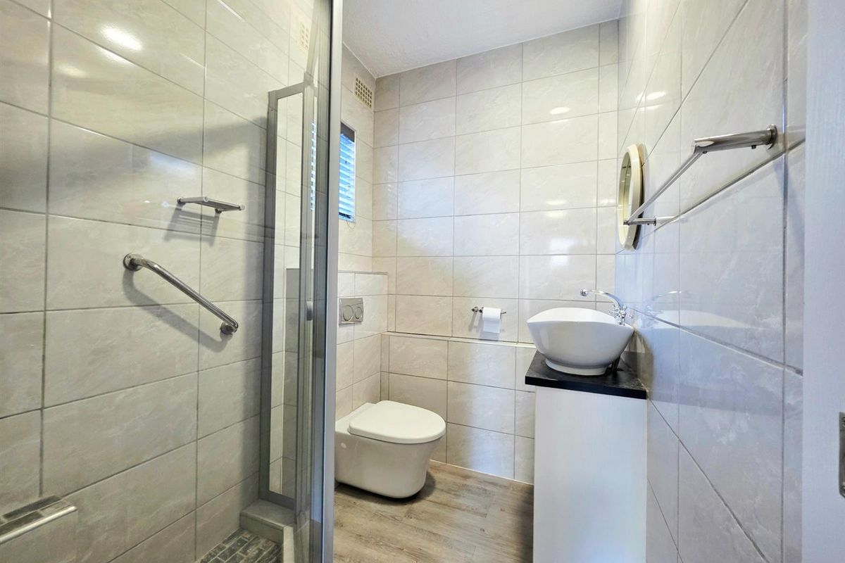 Grannyflat To Rent in Blomtuin Bellville - Photo 2