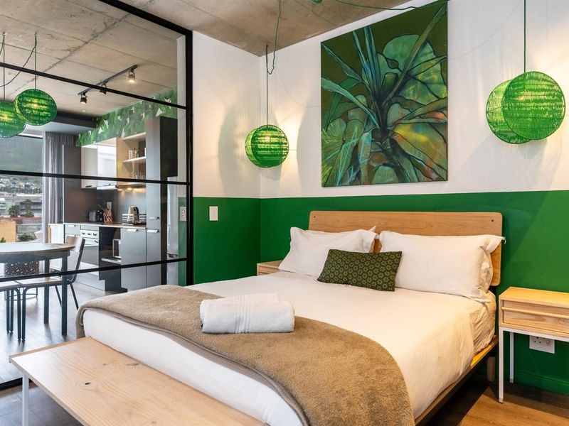 Fully Furnished 1-Bedroom Apartment in WEX1 | 4th Floor | Available 1 May for long term rental only - Photo 10