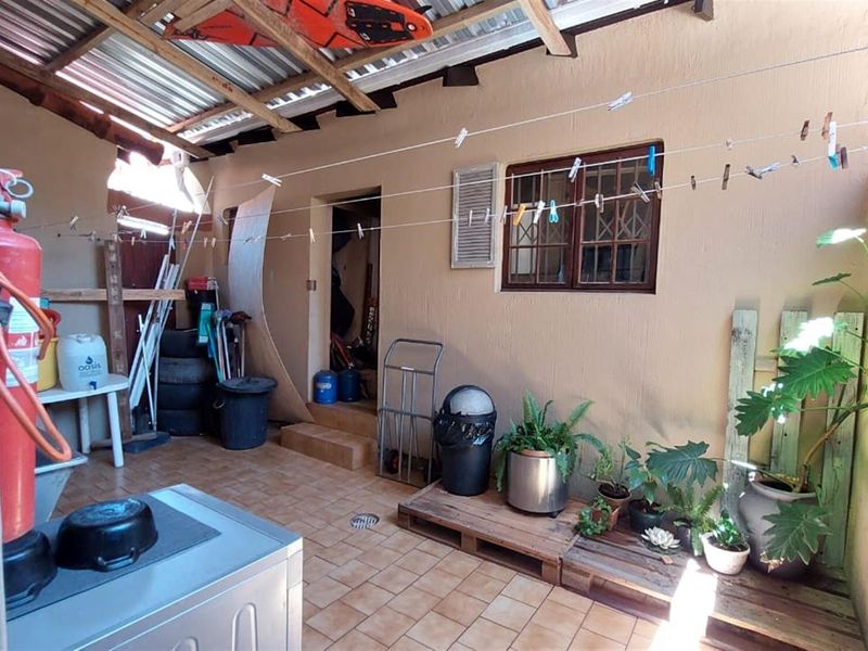 Beautiful Duplex for sale in Uvongo, KwaZulu-Natal - Photo 9