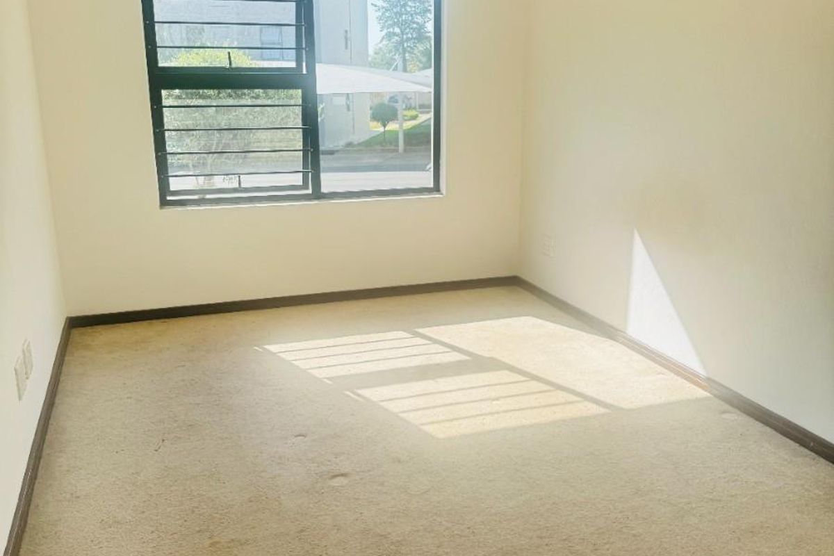 1 Bed ,1 Bath GROUND Floor apartment for rent in Carlswald - Photo 4