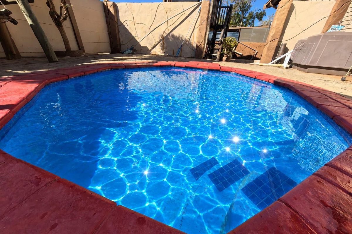 Dual Living Delight with Space, Comfort and Endless Possibilities in South Ridge, Kimberley - Photo 2