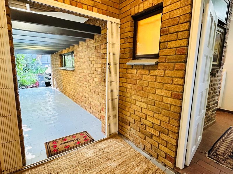 Luxury Coastal Family Home for Rent with Spectacular Sea Views! - Photo 4