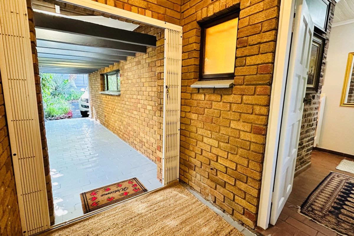 Luxury Coastal Family Home for Rent with Spectacular Sea Views! - Photo 4