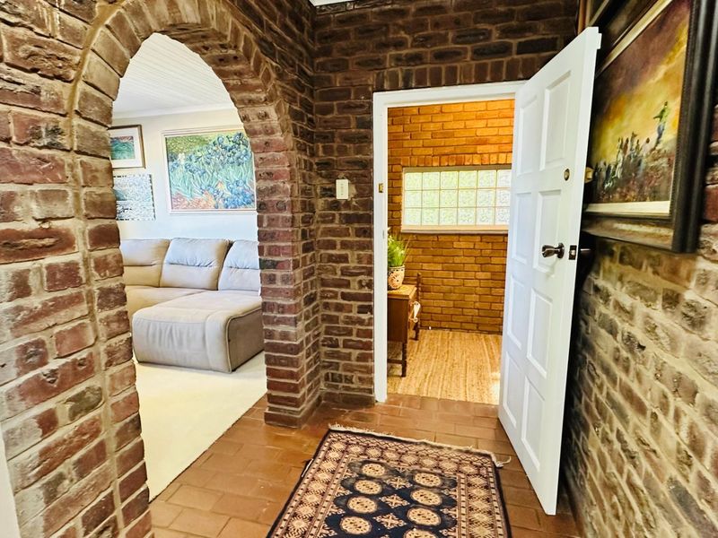 Luxury Coastal Family Home for Rent with Spectacular Sea Views! - Photo 5