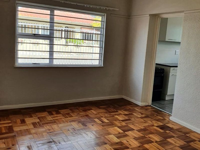 Apartment Block For Sale in Oakdale, Bellville - Photo 2