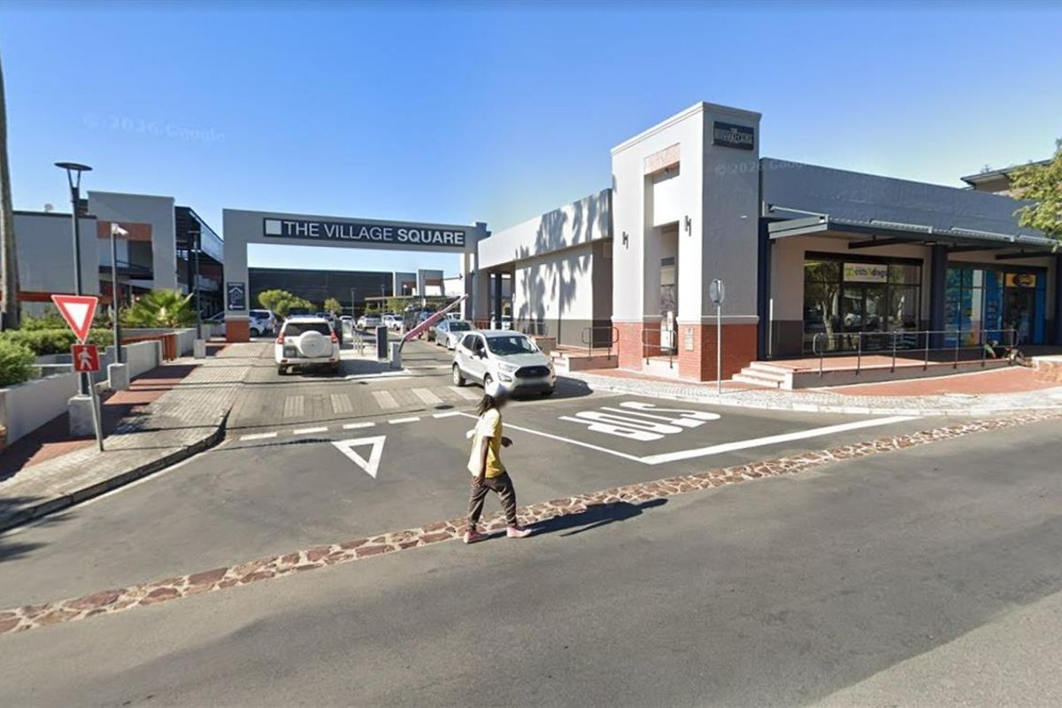 Retail Shop to rent at The Village Square Durbanville - Photo 4