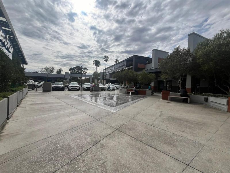 Retail Shop to rent at The Village Square Durbanville - Photo 3