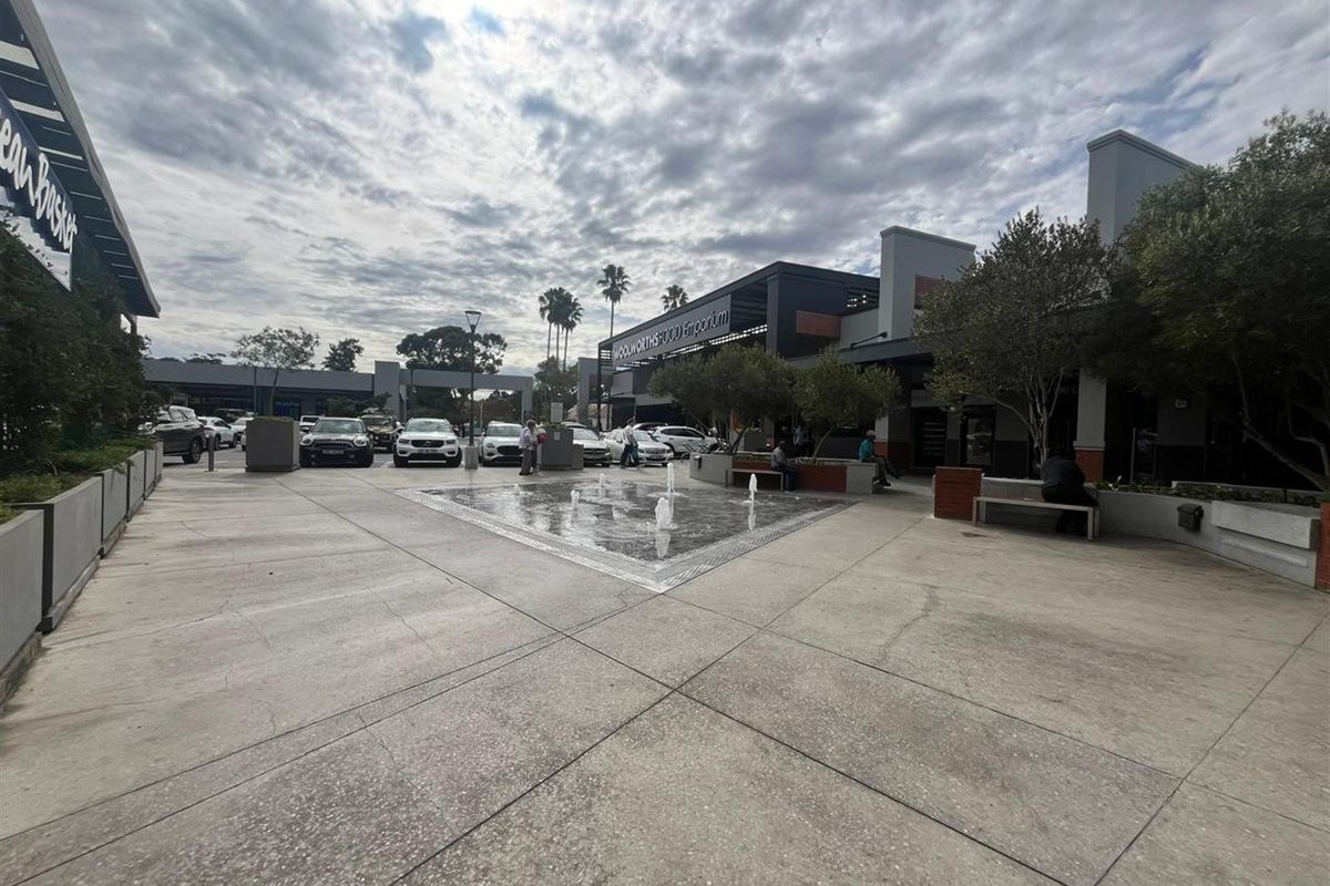 Retail Shop to rent at The Village Square Durbanville - Photo 3