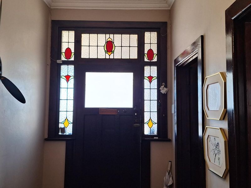 Great Investment Opportunity - Main House + Spacious Flat in Berea - Photo 3