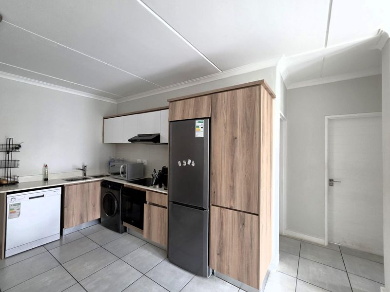 2 Bedroom Apartment For Sale in The Blyde Riverwalk Estate, Pretoria East - Photo 5