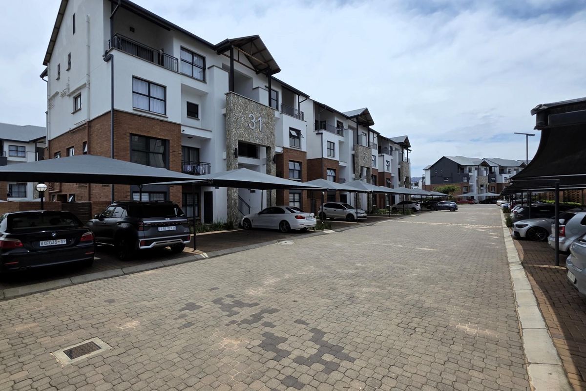 2 Bedroom Apartment For Sale in The Blyde Riverwalk Estate, Pretoria East - Photo 2