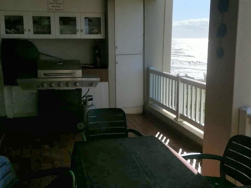 Sea View Apartment for sale, Uvongo, Kwazulu-Natal - Photo 5