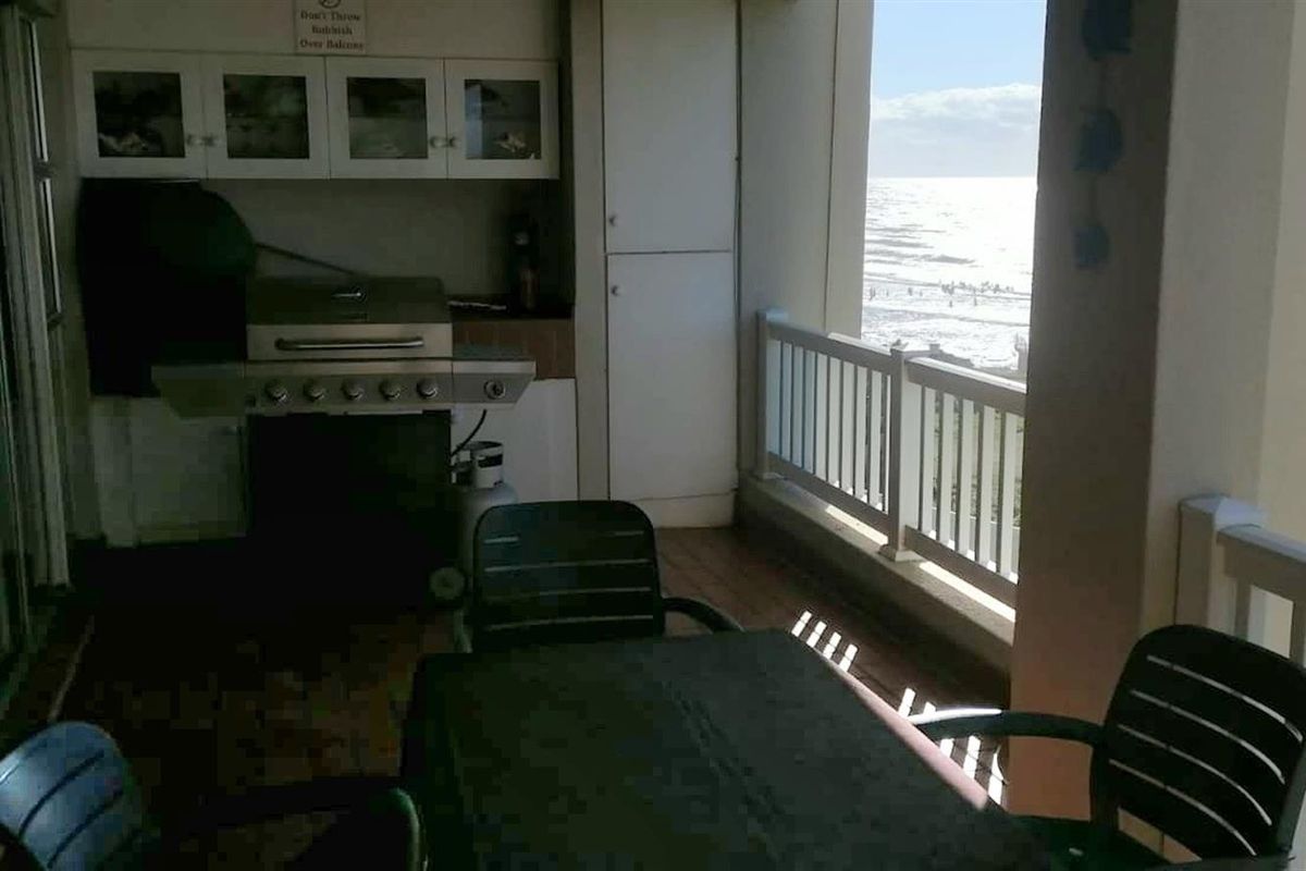 Sea View Apartment for sale, Uvongo, Kwazulu-Natal - Photo 5
