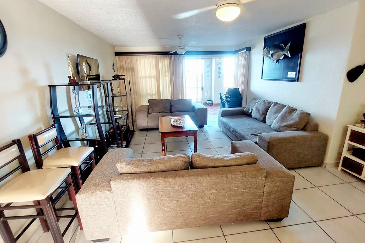 Sea View Apartment for sale, Uvongo, Kwazulu-Natal - Photo 4