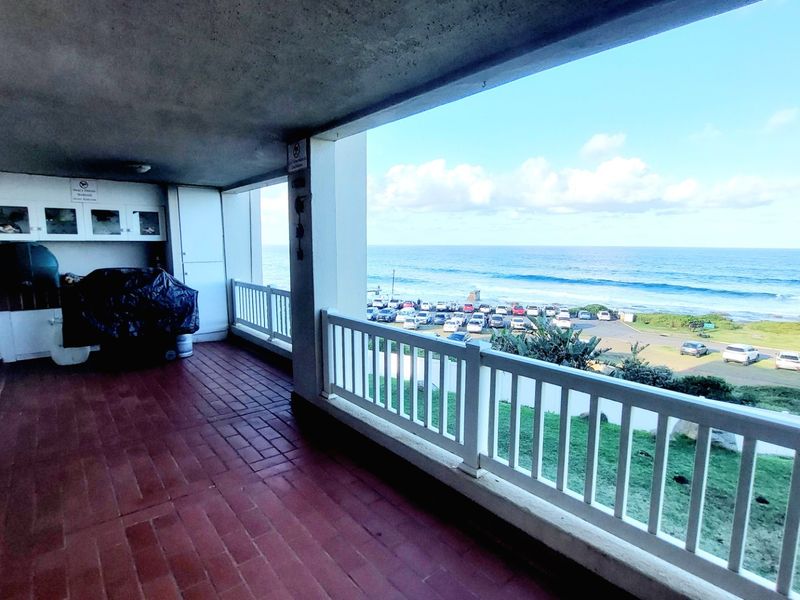 Sea View Apartment for sale, Uvongo, Kwazulu-Natal - Photo 1
