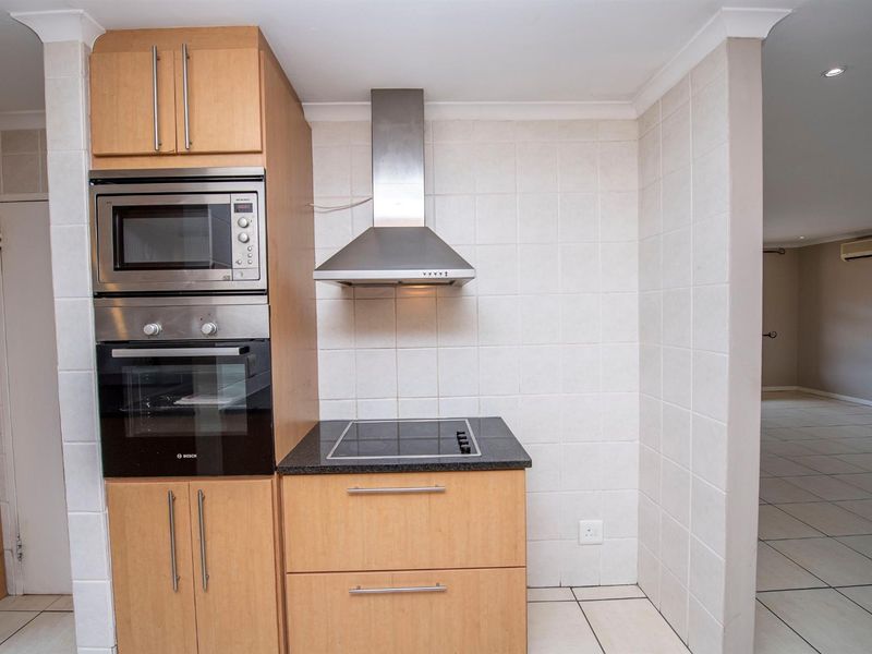 3 Bedroom Townhouse To Let In Welgevonden Estate - Photo 9