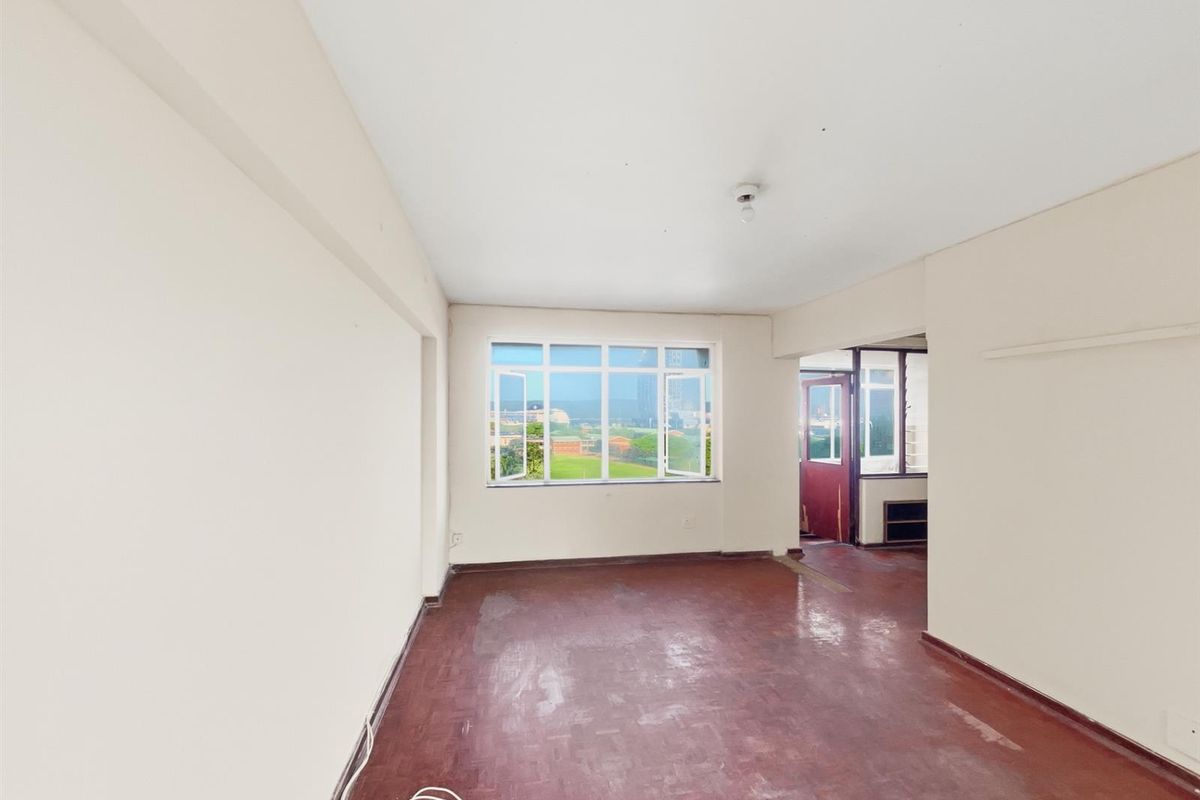 2-bedroom apartment for sale in South Beach, Durban, KwaZulu-Natal - Photo 3