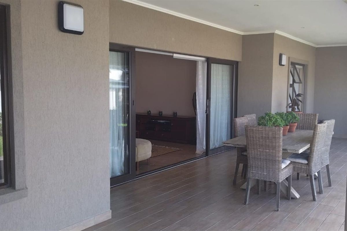 House For Sale in Vulintaba Country Estate, Newcastle, KwaZulu Natal - Photo 5