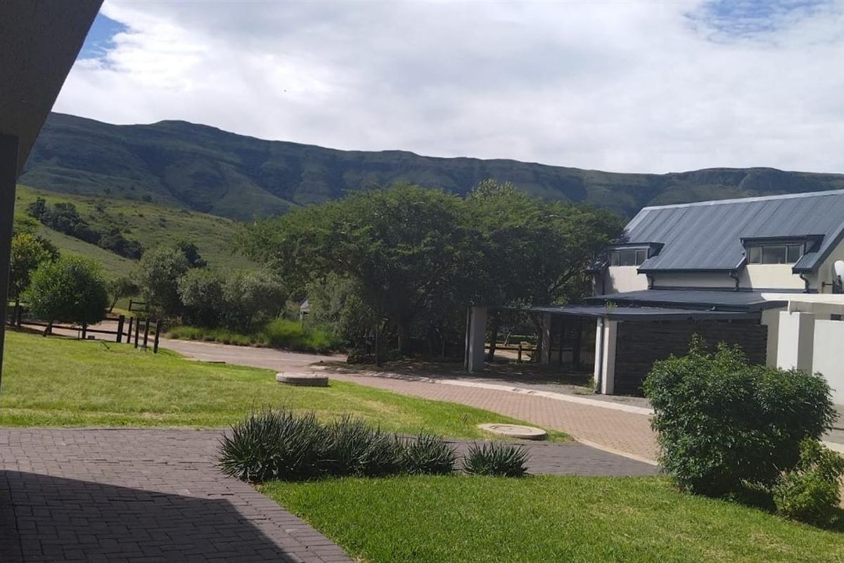 House For Sale in Vulintaba Country Estate, Newcastle, KwaZulu Natal - Photo 3
